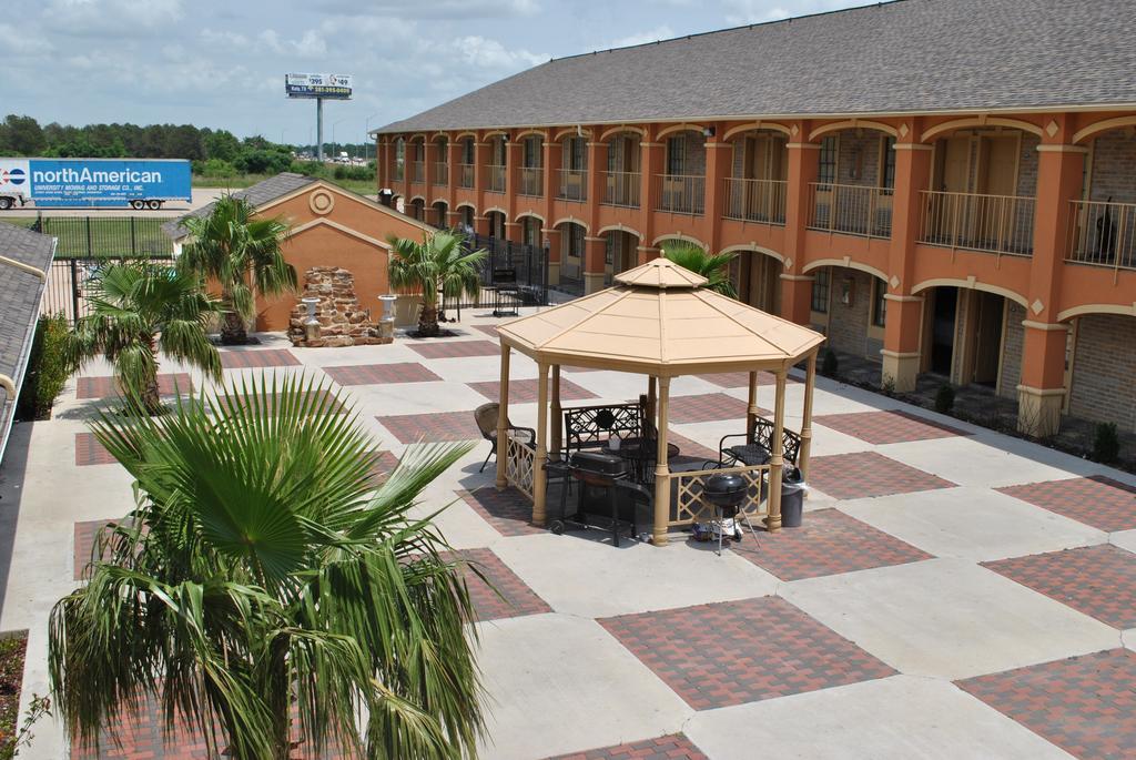 Executive Inn Brookshire Экстерьер фото