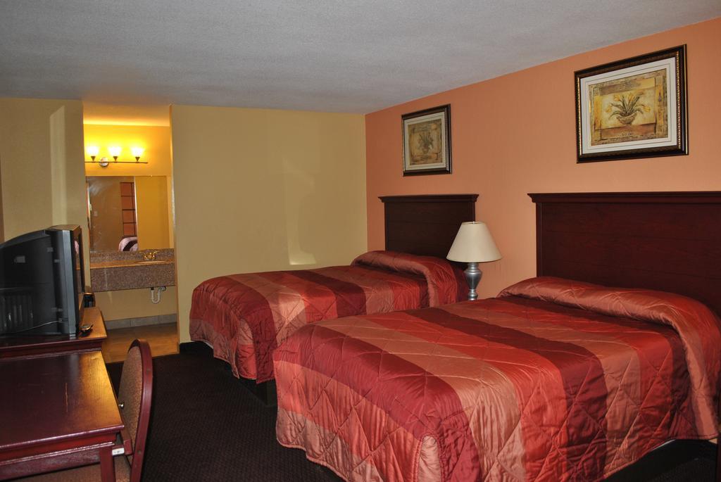 Executive Inn Brookshire Номер фото